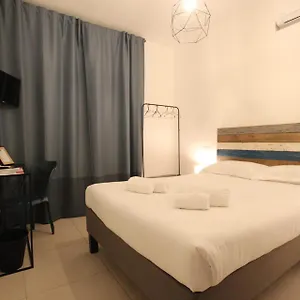  Nocleg ze śniadaniem Travel